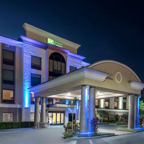 𝗧𝗛𝗘 𝟭𝟬 𝗕𝗘𝗦𝗧 Hotels in Bartow of Feb 2023 (from ₱4,791).